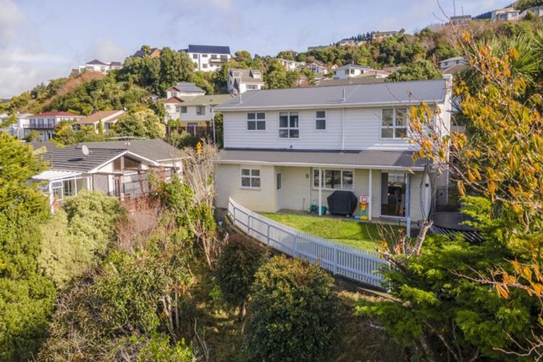 Photo of property in 43 Fyvie Avenue, Tawa, Wellington, 5028