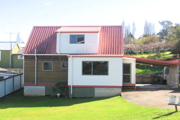 Photo of property in 803 Sealey Street, Thames, 3500