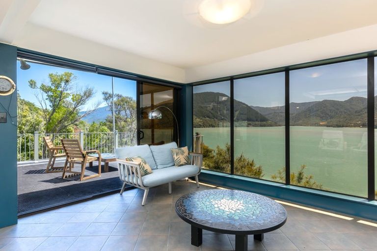 Photo of property in 606 Moetapu Bay Road, Moetapu Bay, Picton, 7282