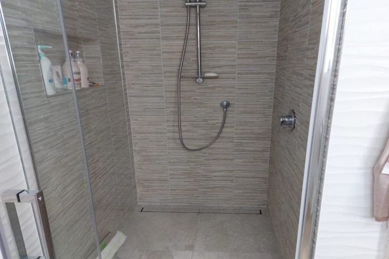 Photo of property in 27 Hona Street, Waikanae Beach, Waikanae, 5036