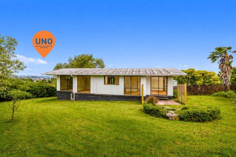 Photo of property in 141 Moire Road, West Harbour, Auckland, 0618