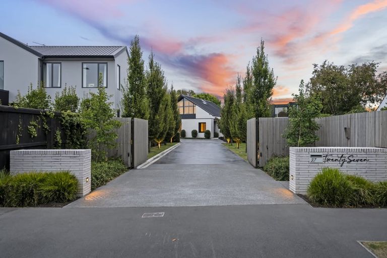 Photo of property in 27 Idris Road, Fendalton, Christchurch, 8052