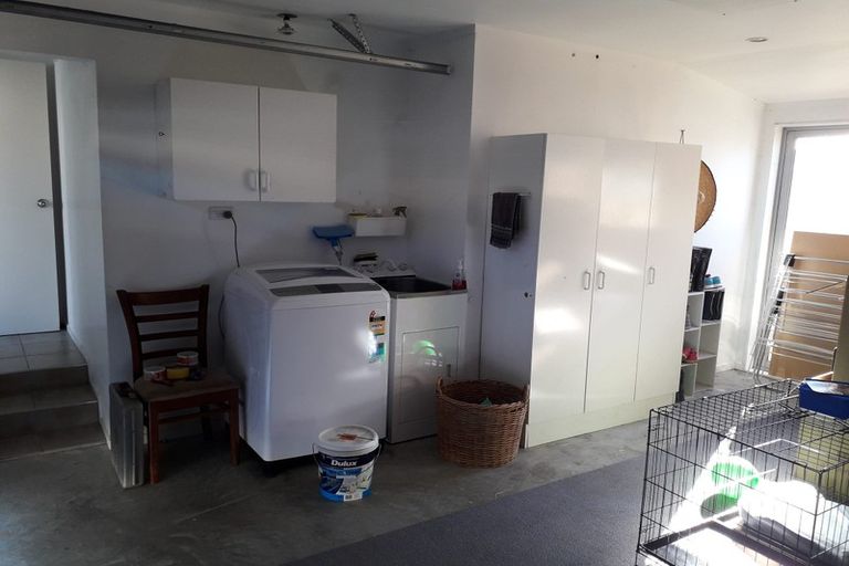 Photo of property in 811b Whangaparaoa Road, Manly, Whangaparaoa, 0930