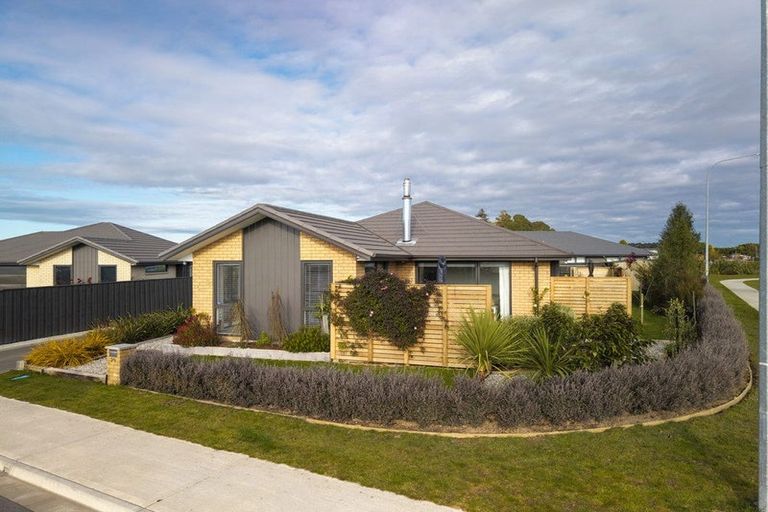 Photo of property in 29 Jury Lane, Woodend, 7610