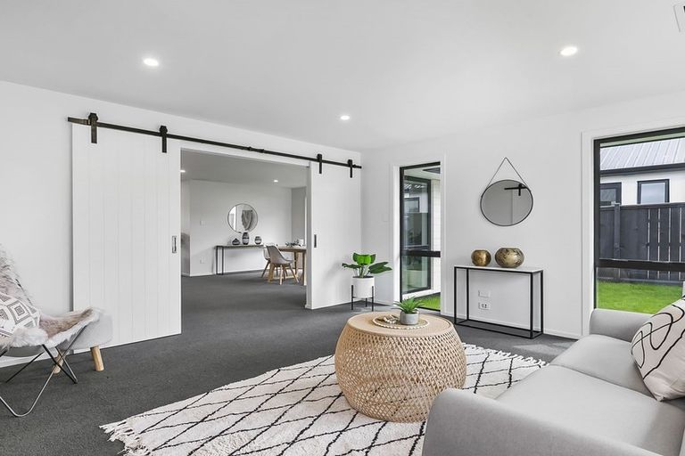 Photo of property in 141 Wingatui Road, Mosgiel, 9024