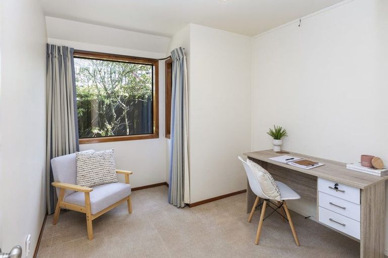 Photo of property in 237 Ilam Road, Ilam, Christchurch, 8041