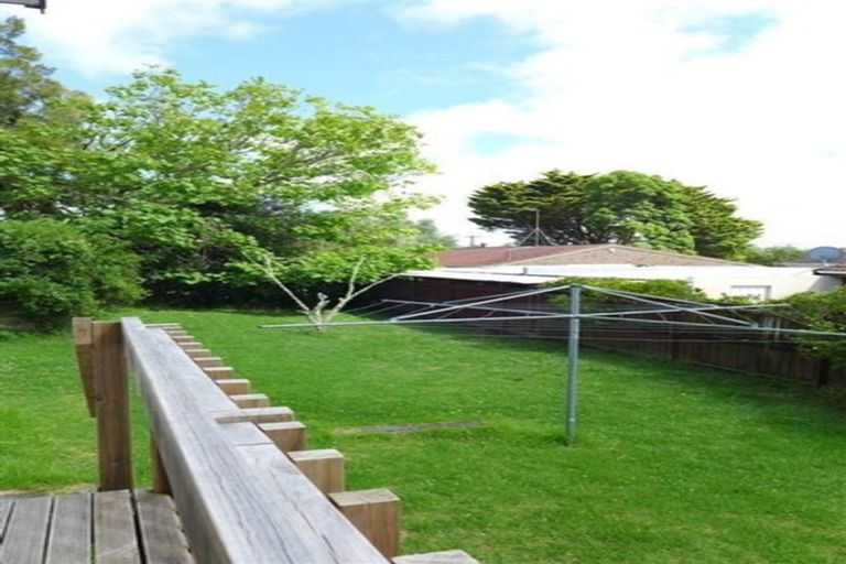 Photo of property in 2/41 Koromiko Street, New Lynn, Auckland, 0600