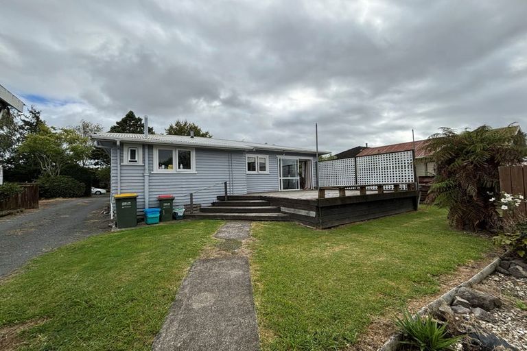 Photo of property in 48 Montgomery Crescent, Bader, Hamilton, 3206