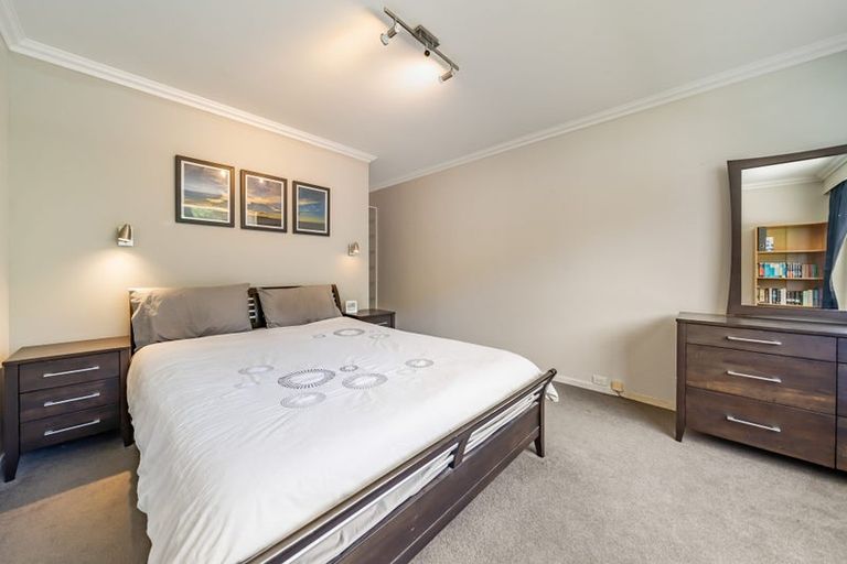 Photo of property in 3 Discovery Drive, Whitby, Porirua, 5024