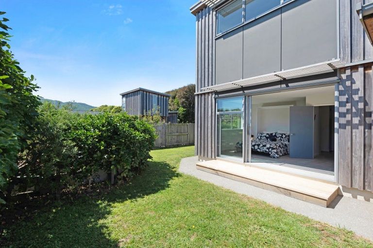 Photo of property in 29a Greenaway Road, Waikanae, 5036