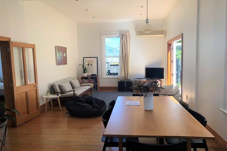 Photo of property in 82 Rintoul Street, Newtown, Wellington, 6021