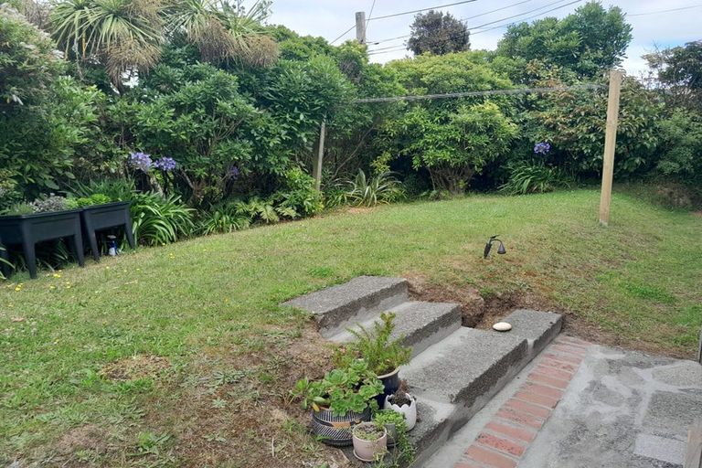 Photo of property in 12 Cheshire Street, Wilton, Wellington, 6012