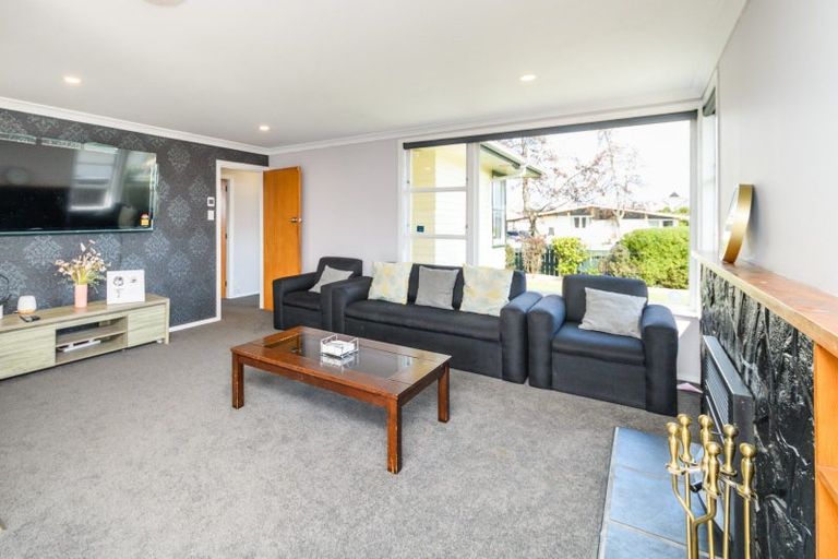 Photo of property in 27 Aspiring Avenue, Milson, Palmerston North, 4414