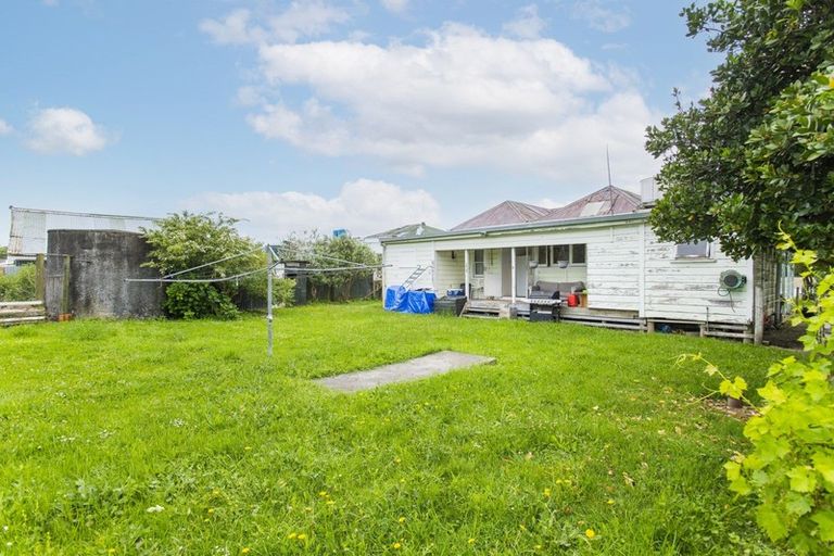 Photo of property in 7 Cemetery Road, Patutahi, Gisborne, 4072