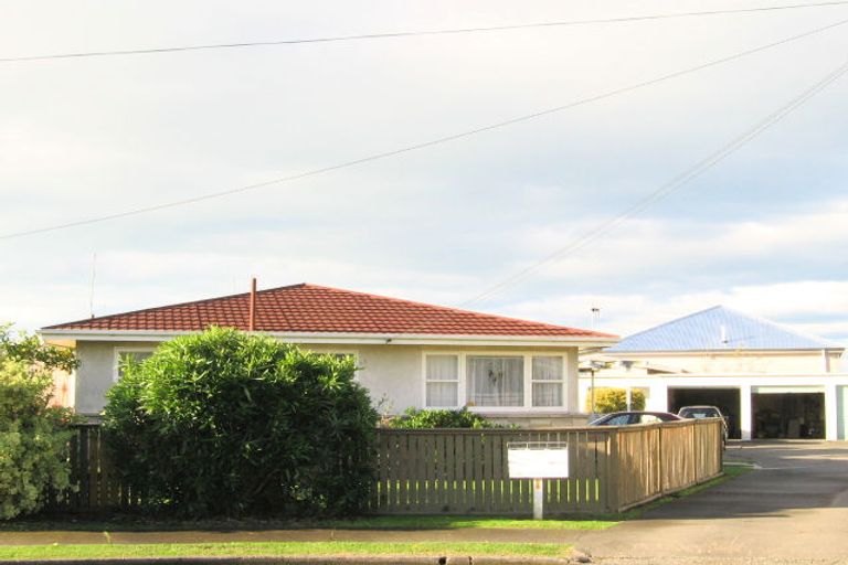 Photo of property in 1/14 Armour Place, Onekawa, Napier, 4110