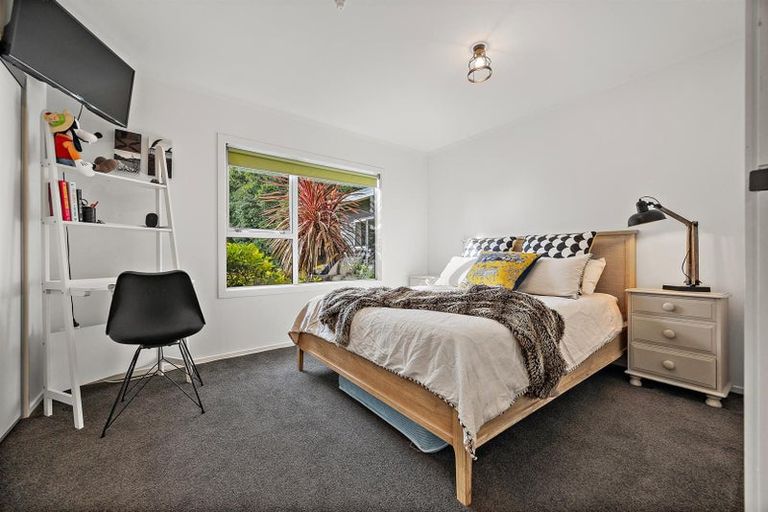 Photo of property in 145 Hanham Road, Kumeu, 0891