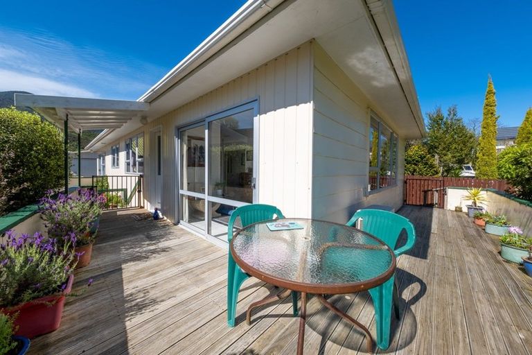 Photo of property in 6 The Anchorage, Waikawa, Picton, 7220