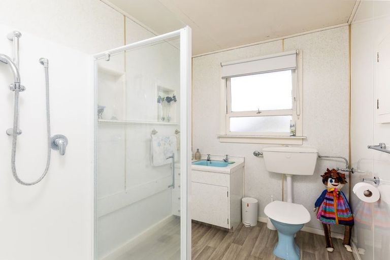 Photo of property in 16 Opie Street, Waimate, 7924