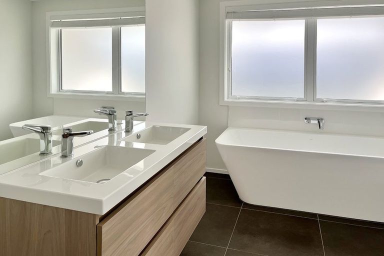 Photo of property in 12 Bastille Court, Rangatira Park, Taupo, 3330