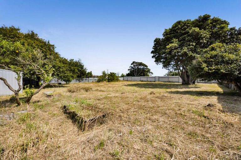 Photo of property in 208 Egmont Street, Patea, 4520