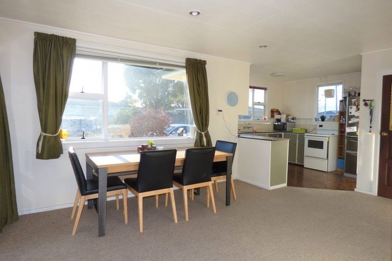 Photo of property in 1 Ivel Street, Oamaru North, Oamaru, 9400