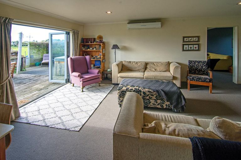 Photo of property in 172 Manaia Road, Homebush, Masterton, 5885