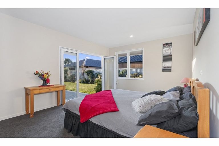 Photo of property in 1 Merlewood Road, Prebbleton, 7604