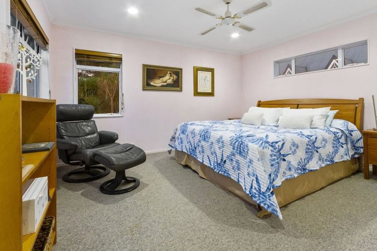 Photo of property in 57 Churchouse Road, Greenhithe, Auckland, 0632