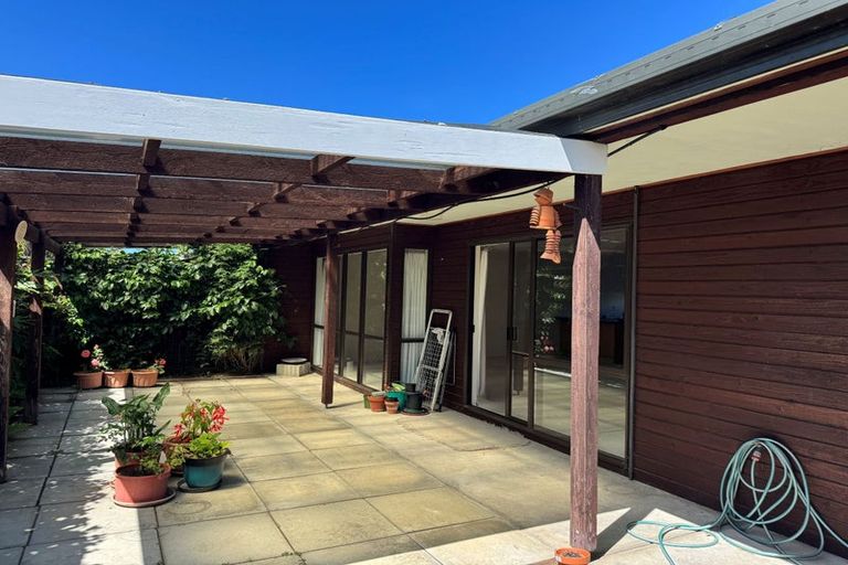 Photo of property in 2/38 Beauford Place, Parklands, Christchurch, 8083