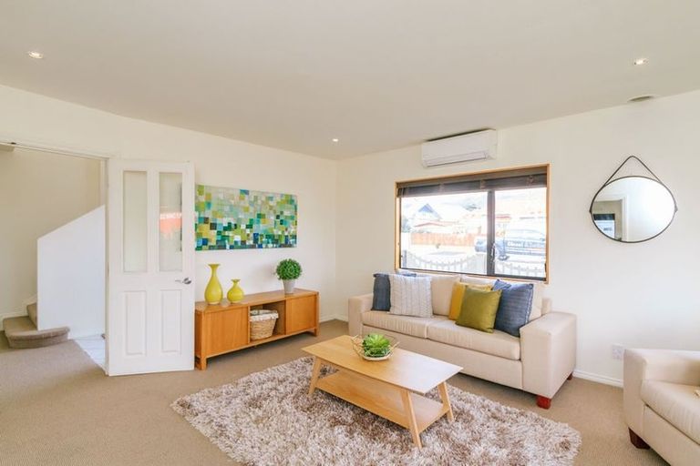 Photo of property in 243 The Esplanade, Petone, Lower Hutt, 5012