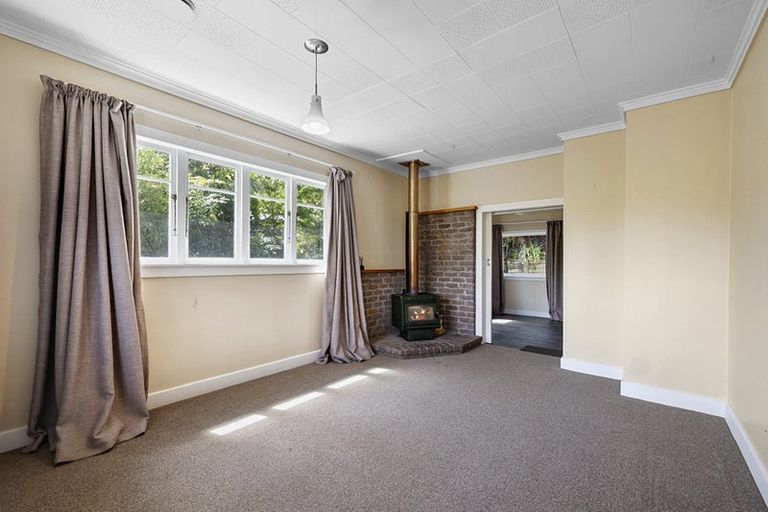 Photo of property in 105 Fulford Street, New Plymouth, 4310