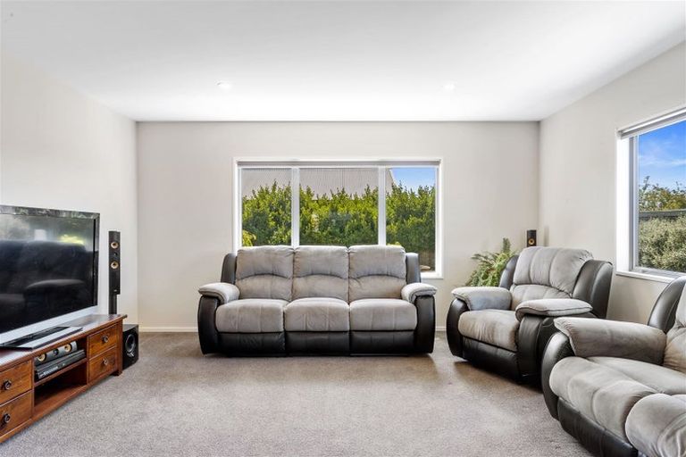 Photo of property in 6 Beachvale Drive, Kaiapoi, 7630