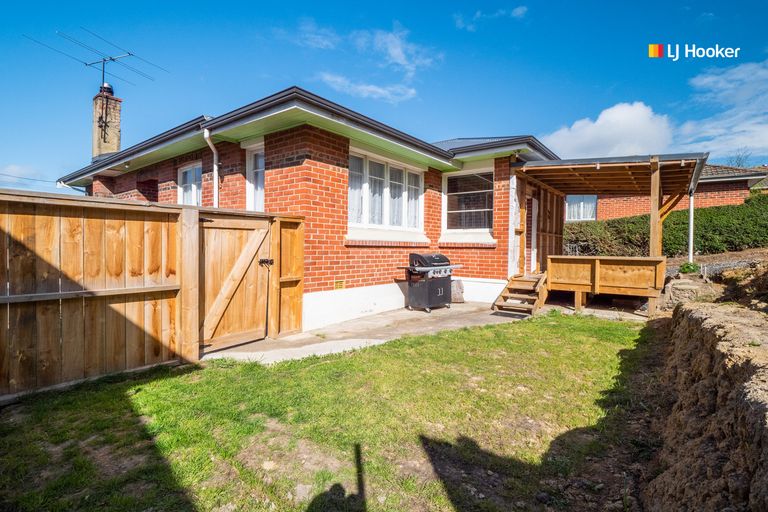 Photo of property in 299 Main South Road, Green Island, Dunedin, 9018