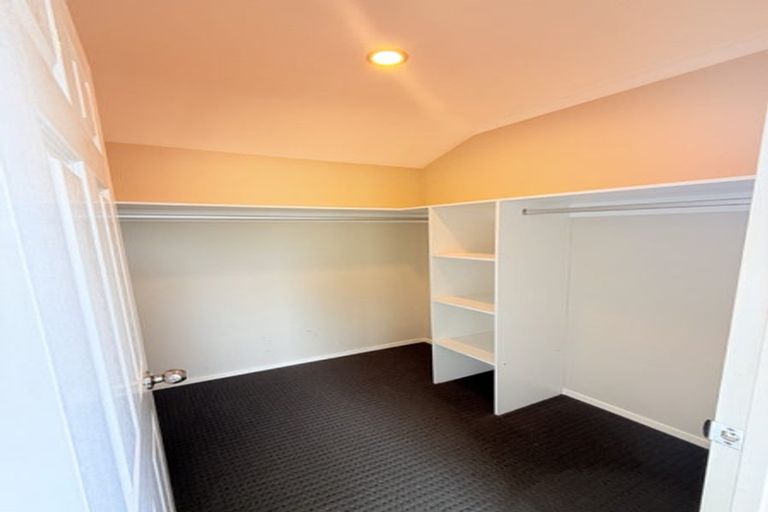 Photo of property in 2 Tavua Lane, Ranui, Auckland, 0612