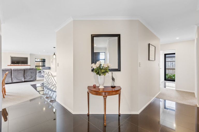 Photo of property in 10 Ta Paora Drive, Bell Block, New Plymouth, 4312