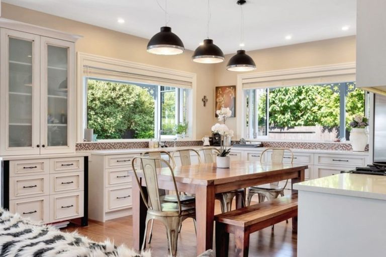 Photo of property in 34 Black Barn Lane, Bethlehem, Tauranga, 3110