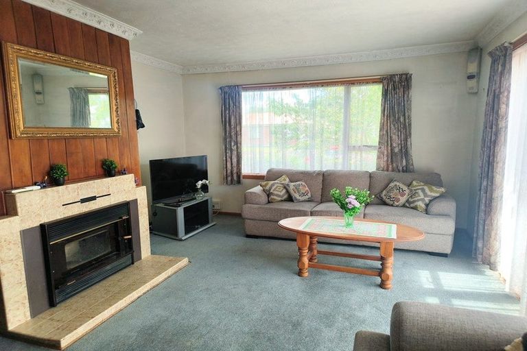 Photo of property in 6 Ariel Place, Aranui, Christchurch, 8061