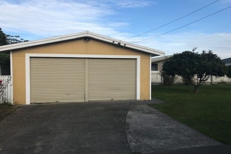 Photo of property in 1403 Warwick Place, Mayfair, Hastings, 4122