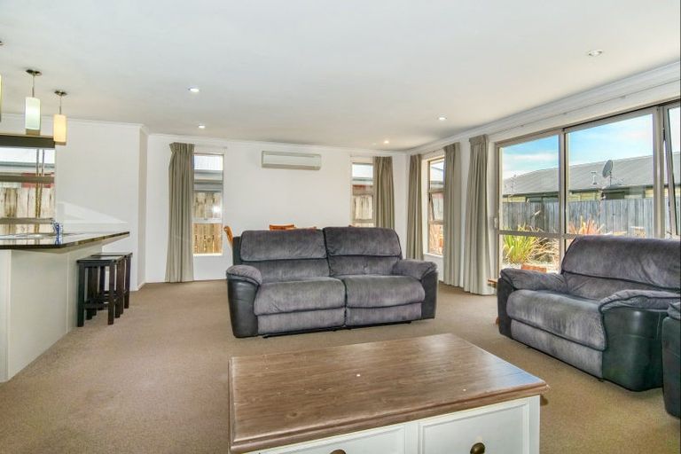 Photo of property in 13/4 Harkness Place, Westport, 7825