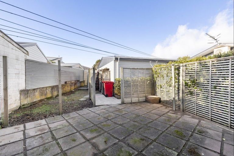 Photo of property in 6 Waltham Court, Cloverlea, Palmerston North, 4412