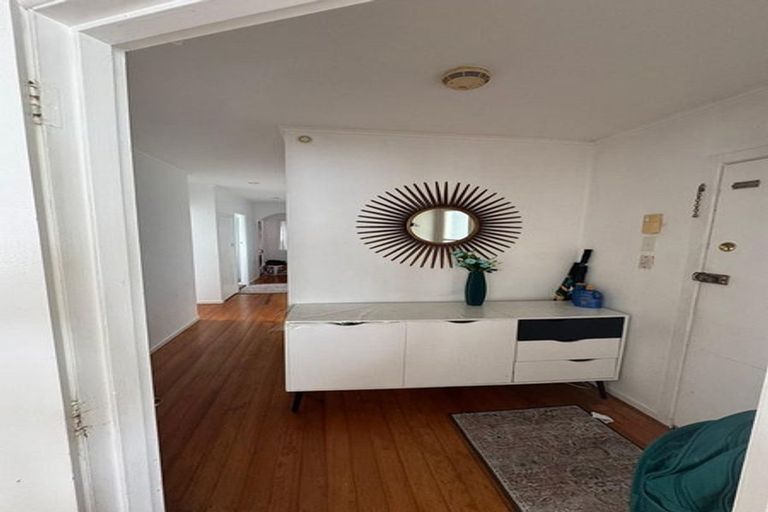 Photo of property in 152 Ennis Avenue, Pakuranga Heights, Auckland, 2010