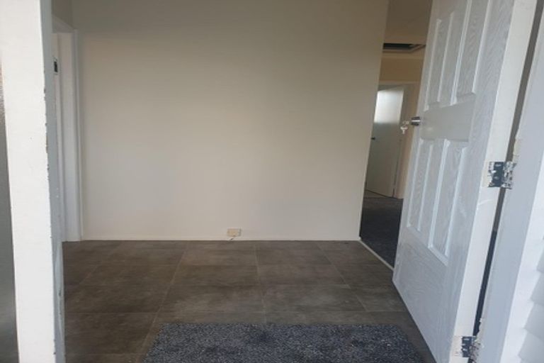 Photo of property in 290 Mahia Road, Weymouth, Auckland, 2103