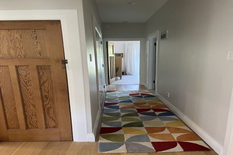 Photo of property in 12 Matipo Street, Eastbourne, Lower Hutt, 5013