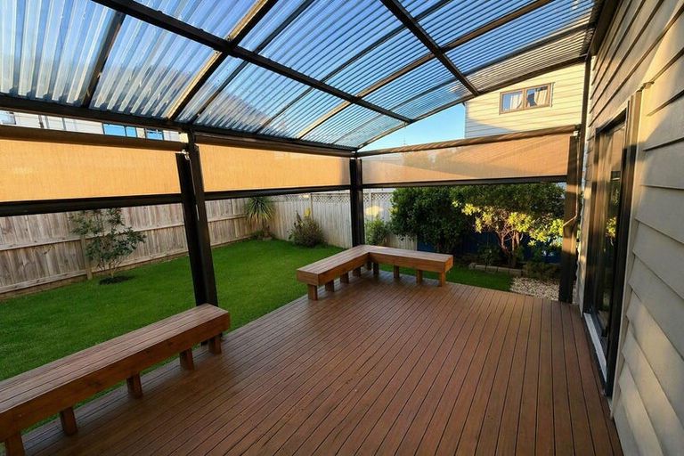 Photo of property in 8/36 West Coast Road, Glen Eden, Auckland, 0602