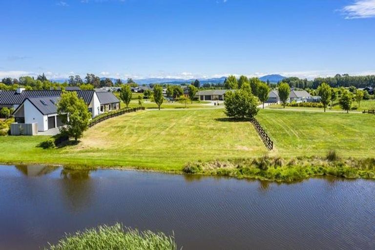 Photo of property in 3 Mara-kai Place, Pegasus, 7612