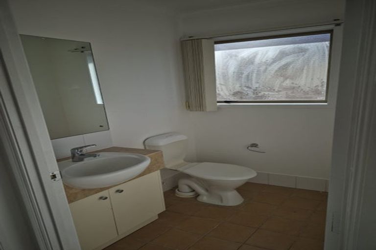 Photo of property in 17 Trimaran Drive, Gulf Harbour, Whangaparaoa, 0930