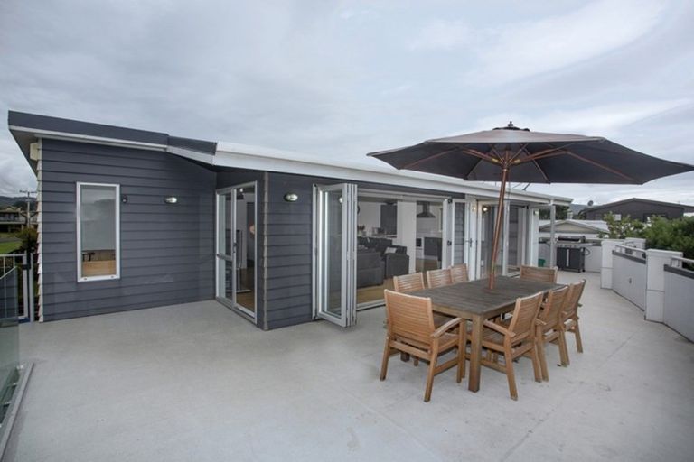 Photo of property in 301 Rangi Avenue, Whangamata, 3620