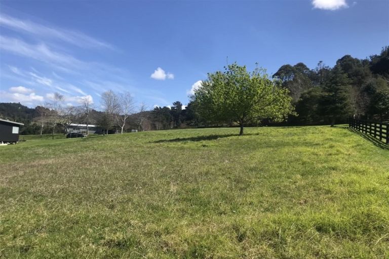 Photo of property in 8 Aldermen Lane, Tairua, 3579