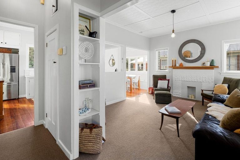 Photo of property in 14 Windsor Road, Maeroa, Hamilton, 3200