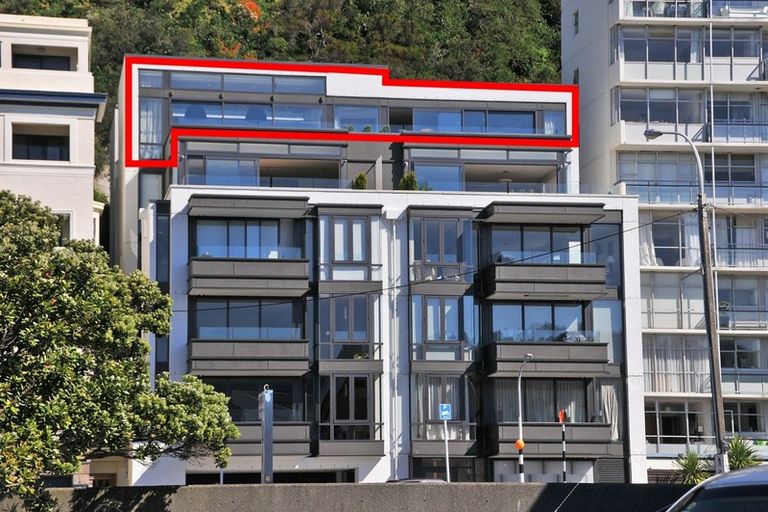 Photo of property in 5/150 Oriental Parade, Oriental Bay, Wellington, 6011